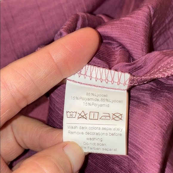 Grace Karin Women's Plum Button Down Shirt with White Trim - Picture 6 of 6